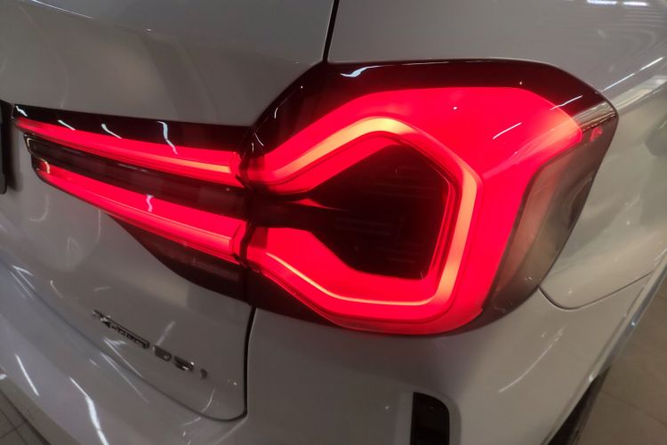 宝马X3 2023款 xDrive25i M运动套装车身外观6006