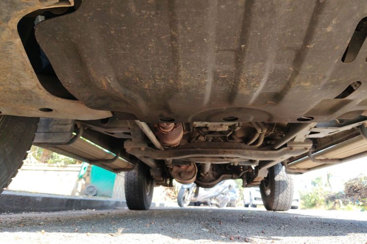 猎豹汽车 猎豹6481 2009款 2.2L 手动两驱局部细节9008