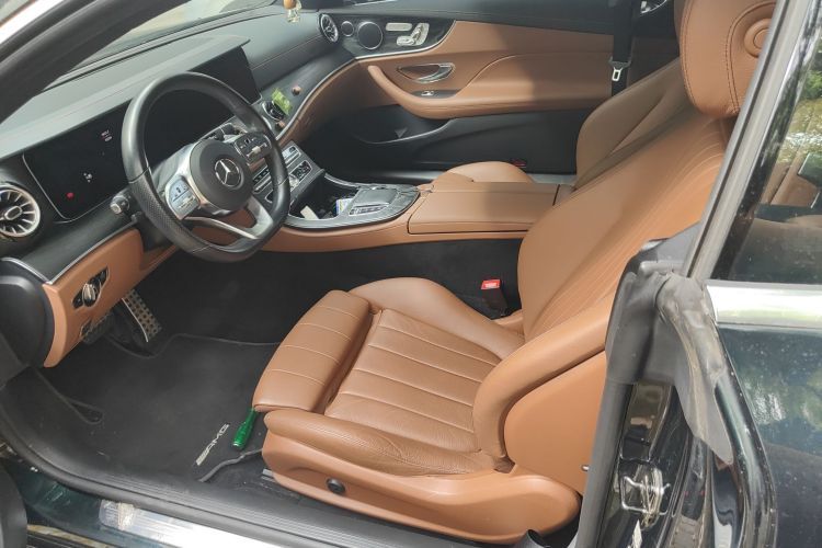 奔驰E级(进口) 2020款 E 260 轿跑车局部细节19