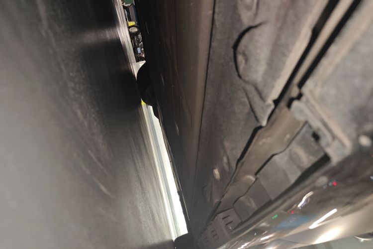 鸿蒙智行 智界S7 2024款 Max 后驱长航智驾版局部细节9002