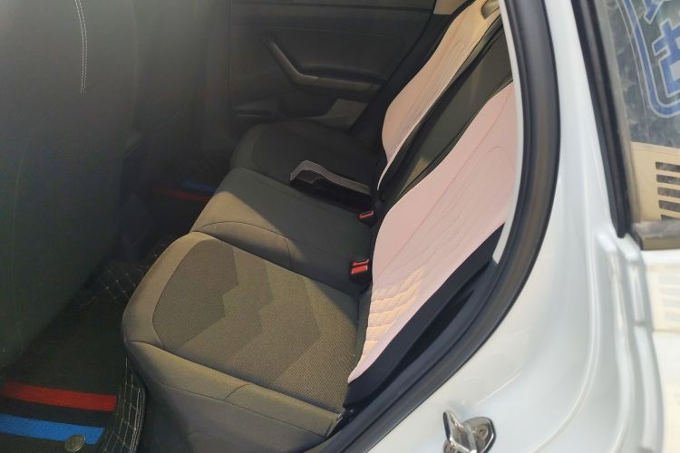 大众 Polo 2023款 Plus 1.5L 自动纵情乐活版中控内饰7004