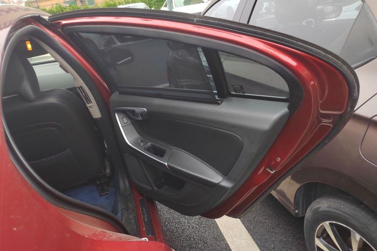 沃尔沃S60 2016款 S60L T5 智驭版中控内饰7006