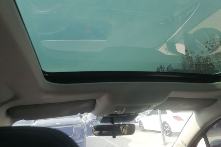 欧拉好猫 2021款 400km标准续航 维纳斯版 磷酸铁锂中控内饰22