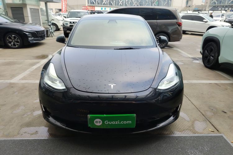 特斯拉 Model 3 2022款 后轮驱动版车身外观2