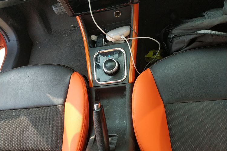 北汽新能源EX 2018款 EX360 新尚版局部细节18