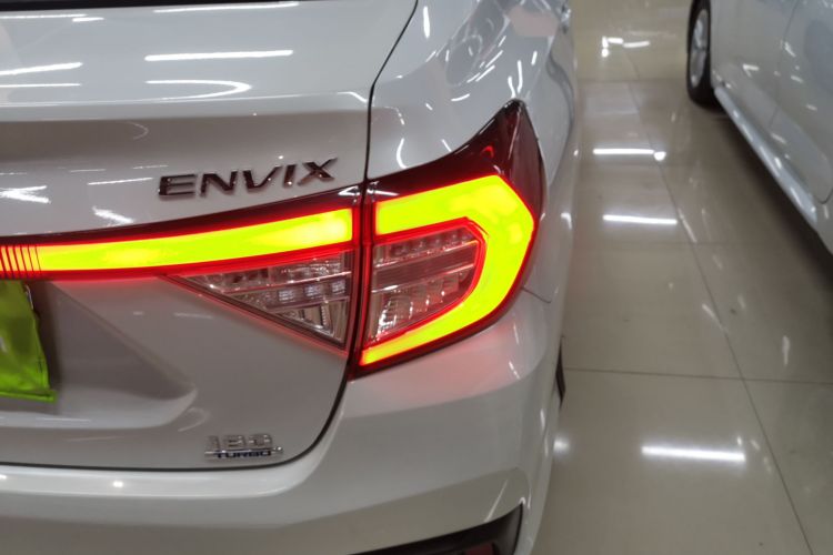 本田 享域 2022款 180TURBO CVT舒享版车身外观9