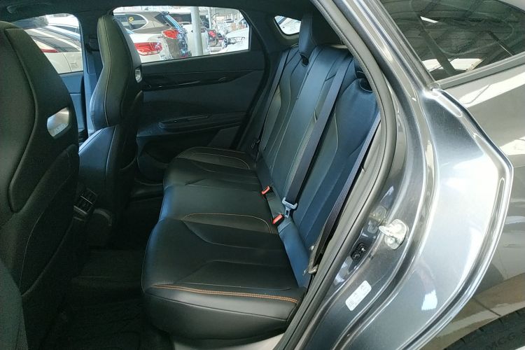 长安UNI-V 2022款 2.0T 锋速版中控内饰7004