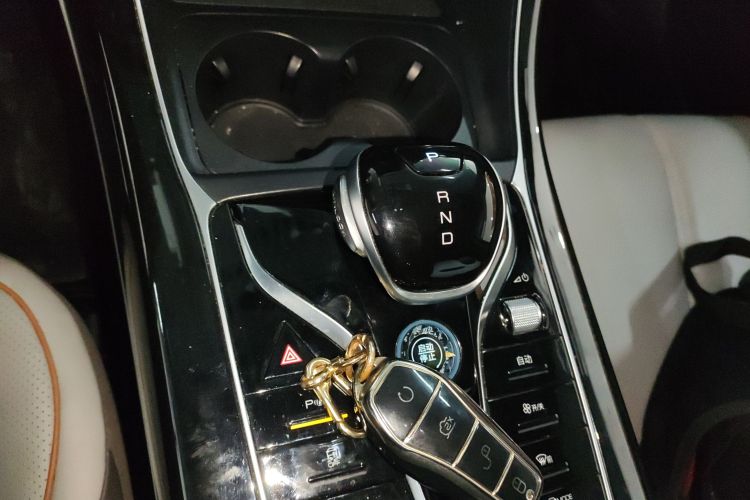 比亚迪 秦PLUS 2023款 冠军版 EV 420KM超越型中控内饰18