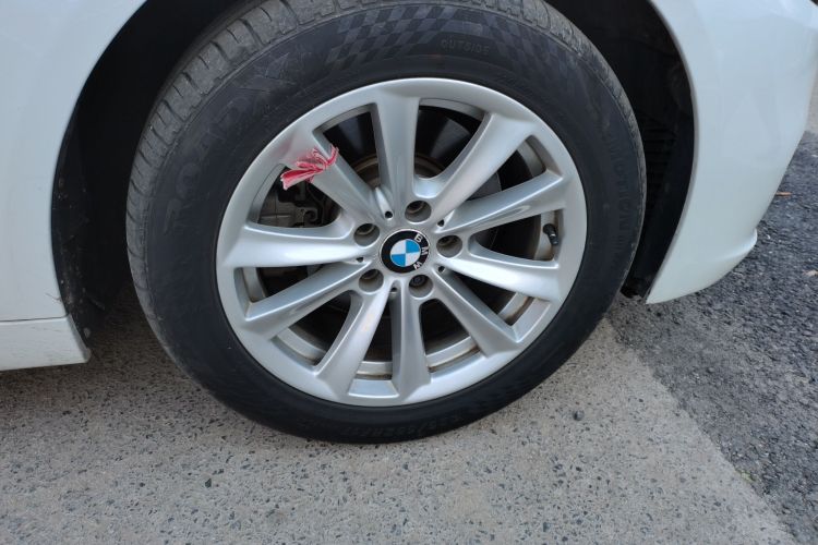 宝马5系 2014款 520Li 典雅型车身外观10