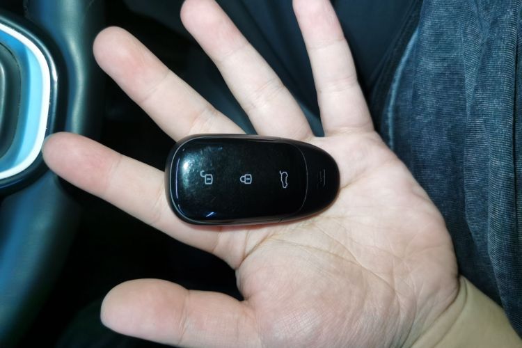 理想汽车 理想ONE 2021款 增程6座版中控内饰7001