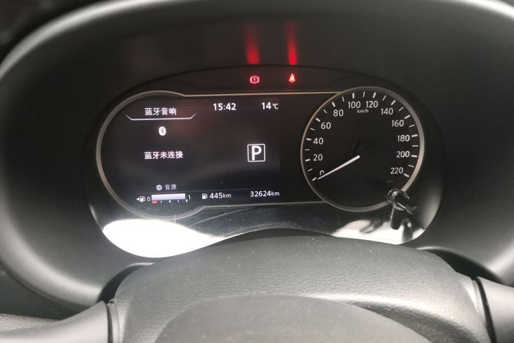 日产 劲客 2018款 1.5L CVT智联豪华版中控内饰14