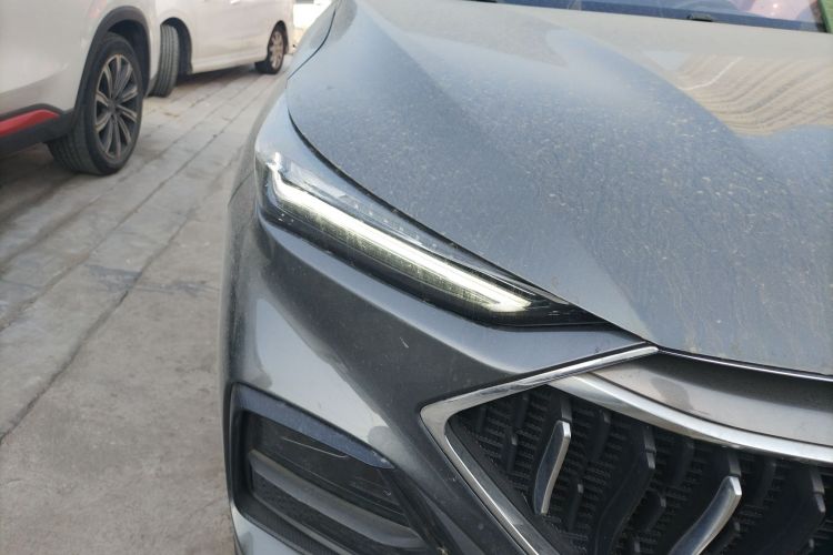 长安欧尚X5 2021款 1.5T DCT尊贵型车身外观8