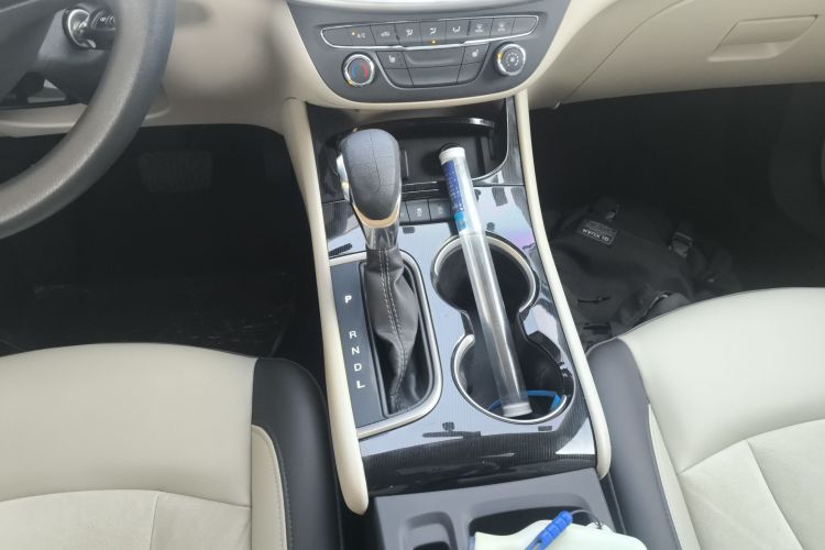 别克 威朗 2015款 三厢 15S 自动领先型局部细节18