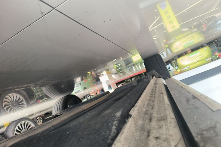 领克01 EM-P 2023款 1.5TD EM-P AM局部细节9001