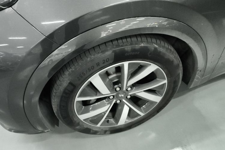 理想汽车 理想L7 2023款 Max车身外观6007