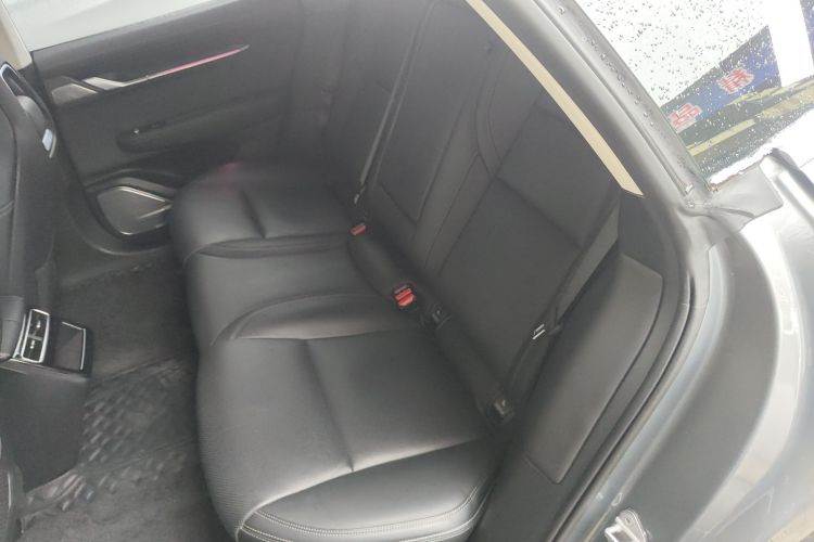 极氪001 2022款 长续航双电机 WE版中控内饰21