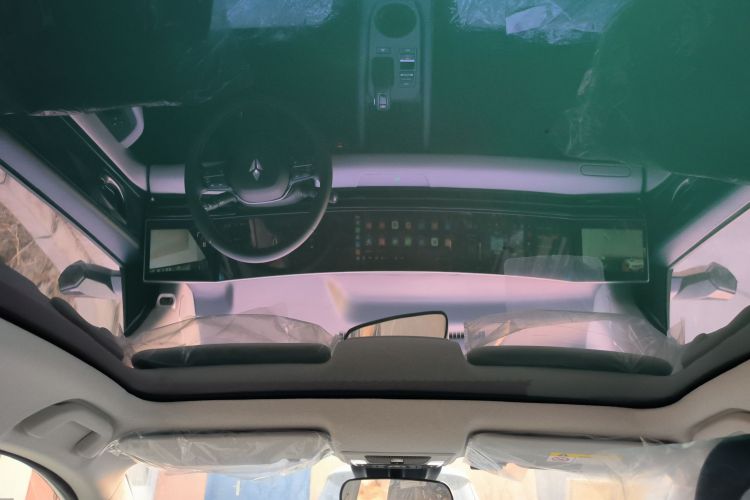 灵悉L 2024款 头号玩家版中控内饰22