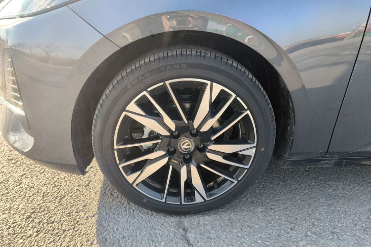 长安 逸动 2026款 第四代 1.5T 500Bar 智享型车身外观6007