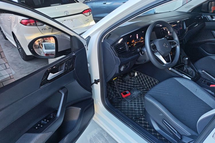 大众 朗逸 2023款 新锐 1.5L 自动新逸版中控内饰20