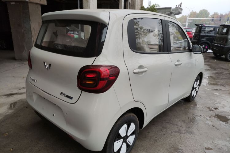 五菱汽车 宏光MINIEV 2025款 四门版 进阶款车身外观7