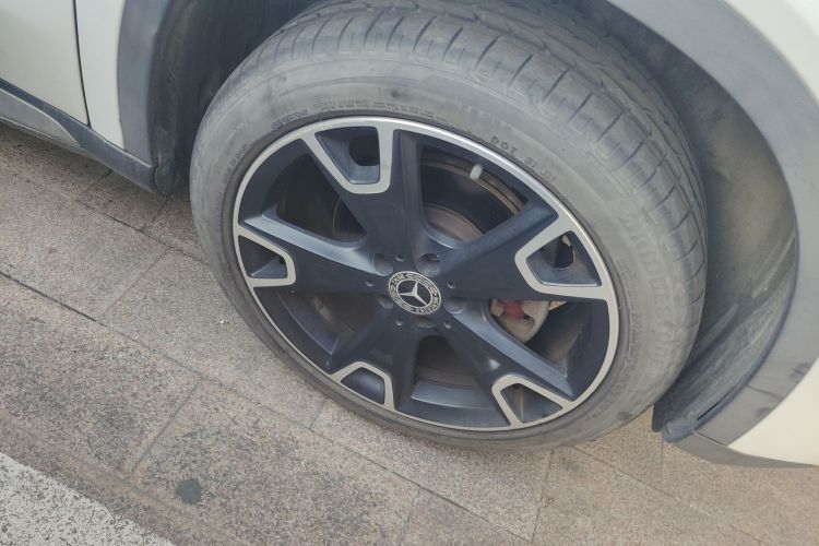 奔驰GLA 2017款 GLA 220 4MATIC 时尚型车身外观6007