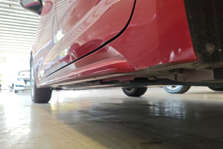 丰田 雷凌 2019款 185T CVT进取版 国VI局部细节9002