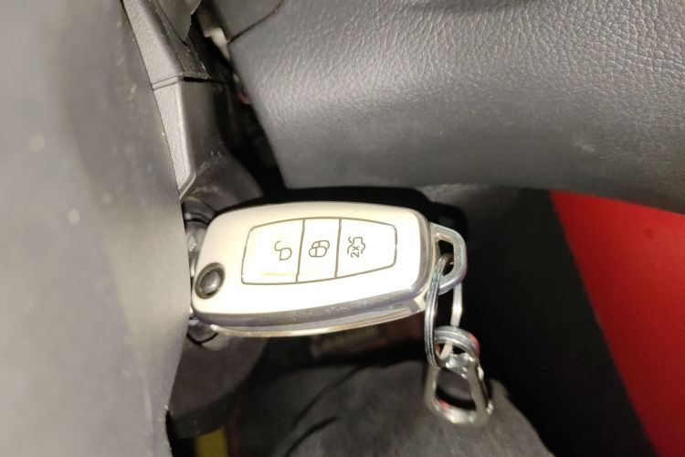 福特 福克斯 2020款 两厢经典 1.5L 自动风尚型中控内饰11