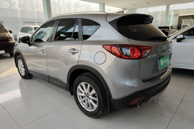 马自达CX-5 2015款 2.0L 自动两驱都市型车身外观4