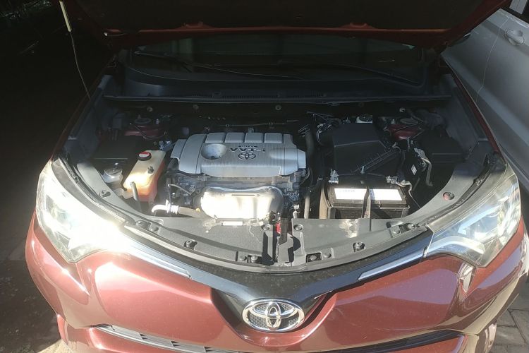 丰田 RAV4荣放 2016款 2.5L 自动四驱精英版机舱底盘24