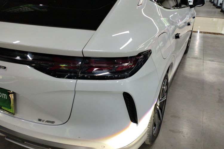 腾势N7 2023款 长续航性能版车身外观6006