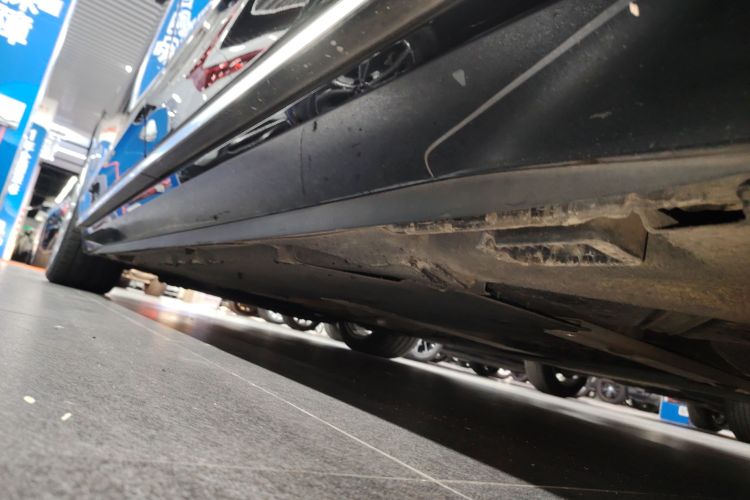 奥迪A8 2018款 A8L 55 TFSI quattro投放版精英型局部细节9002