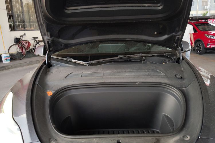 特斯拉 Model Y 2021款 标准续航后驱版局部细节24