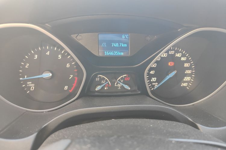 福特 福克斯 2012款 两厢 1.6L 手动舒适型中控内饰14