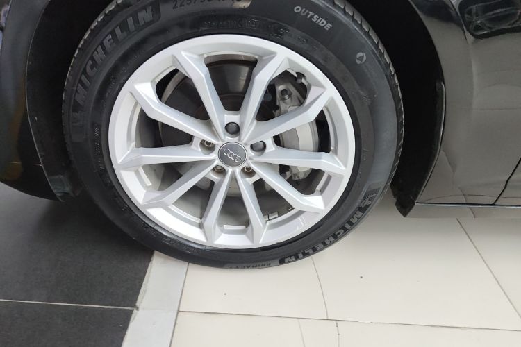 奥迪A6L 2020款 40 TFSI 豪华致雅型车身外观6007