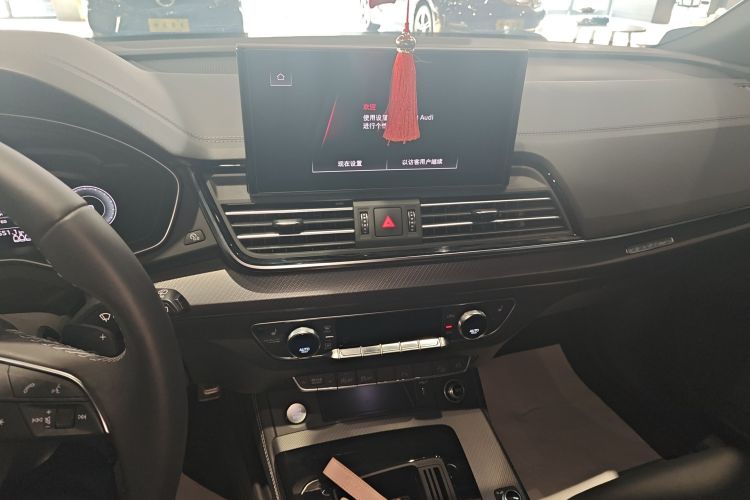 奥迪Q5L 2024款 40 TFSI 豪华动感型中控内饰16