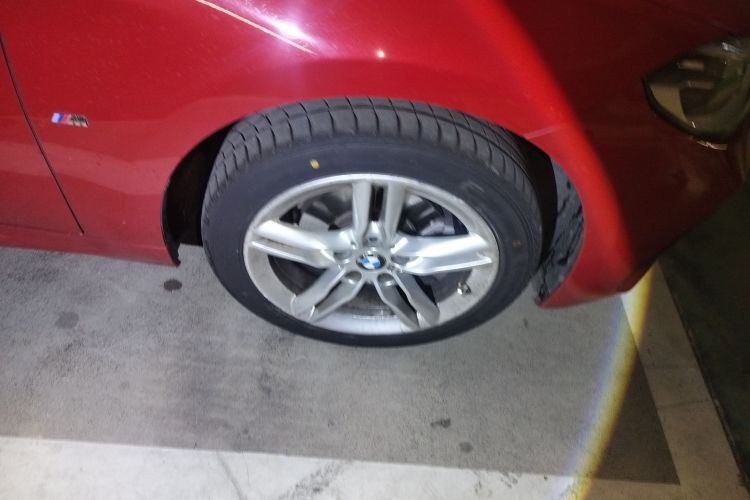 宝马1系 2021款 120i M运动曜夜版车身外观10