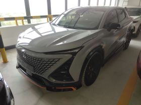 长安UNI-T 2022款 1.5T 运动版 旗舰型