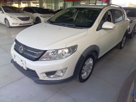 东风风神AX3 2016款 1.5L 手动尚酷型