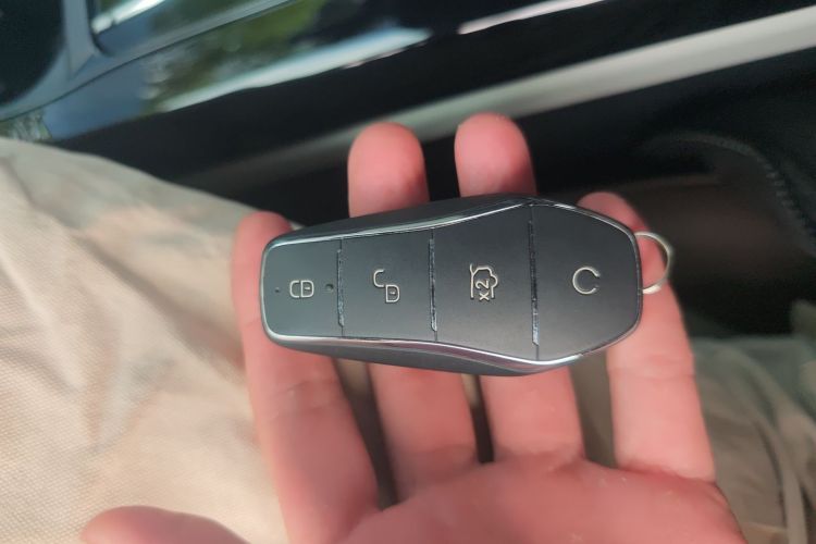 比亚迪 秦PLUS 2024款 荣耀版 DM-i 55KM领先型中控内饰11