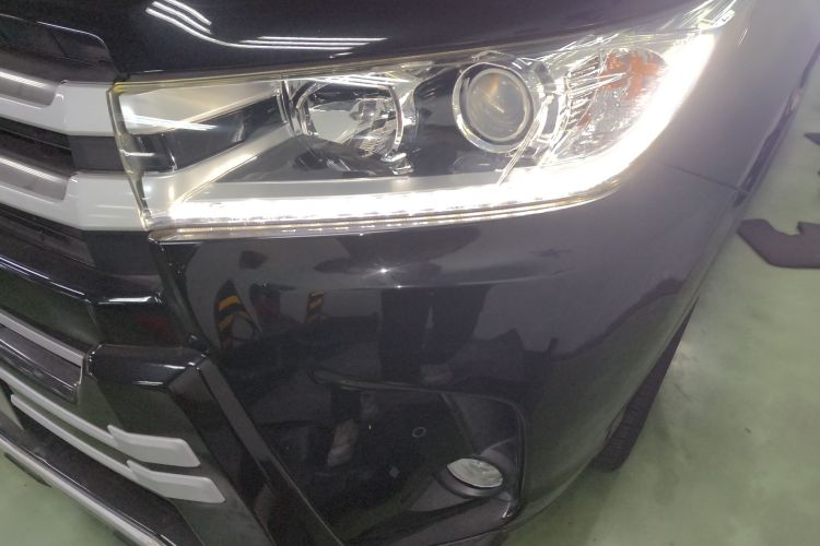 丰田 汉兰达 2018款  2.0T 两驱豪华版 7座 国VI局部细节36