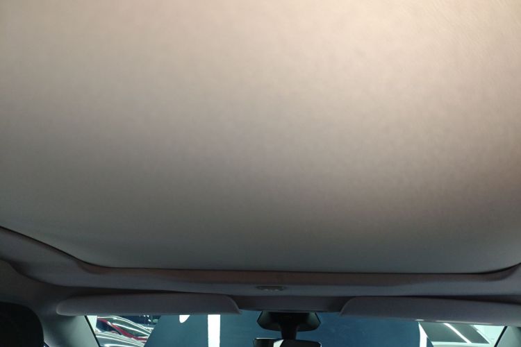 特斯拉 Model Y 2025款 长续航全轮驱动 首发版中控内饰22