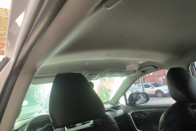 丰田 威兰达 2023款 2.0L CVT两驱领先版中控内饰22