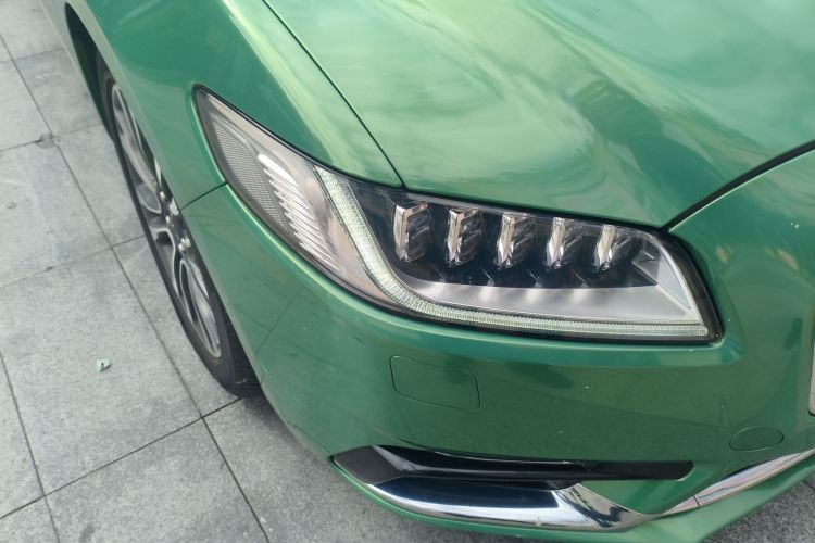 林肯大陆 2020款 2.0T 两驱MONO限量尊耀版 MONO BLACK车身外观8