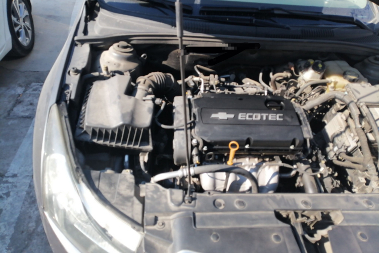 雪佛兰 科鲁兹 2013款 1.8L SE AT机舱底盘25