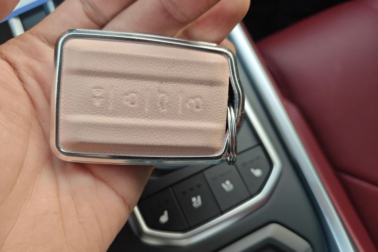 坦克400新能源 2024款 Hi4-T 越野版中控内饰7001