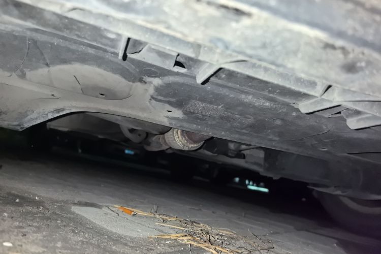 大众 Polo 2011款 1.6L 自动致酷版局部细节9008