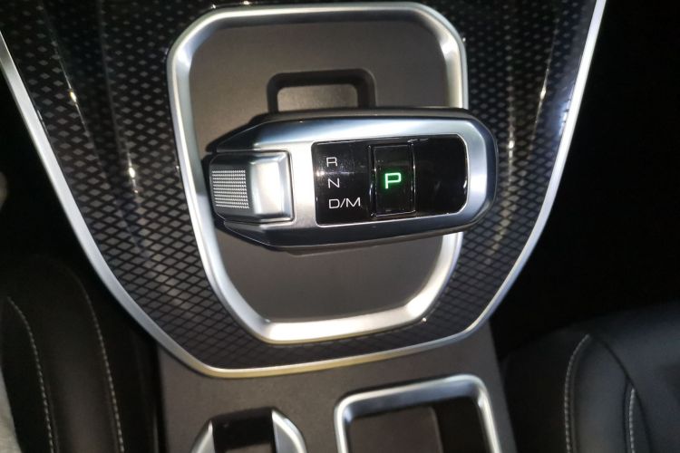 哈弗M6 2021款 PLUS 1.5T DCT智享型中控内饰18