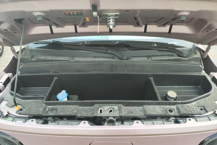 吉利银河 2023款 熊猫mini 200km 耐力熊机舱底盘24