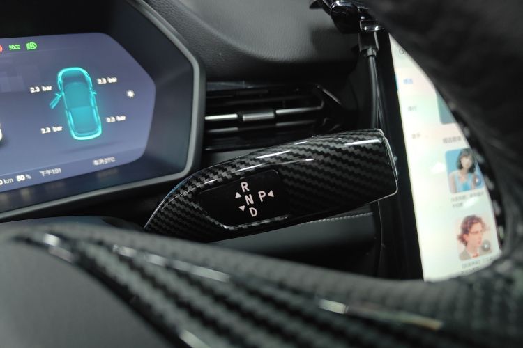 小鹏G3 2021款 G3i 460G中控内饰18