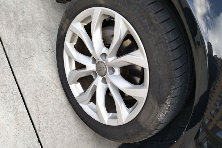 奥迪A6L 2018款 30周年年型 35 TFSI 时尚型车身外观10